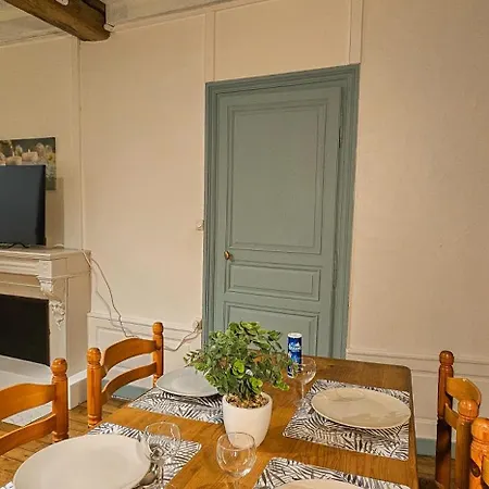 Le Boheme, T2 - Hyper Centre Troyes